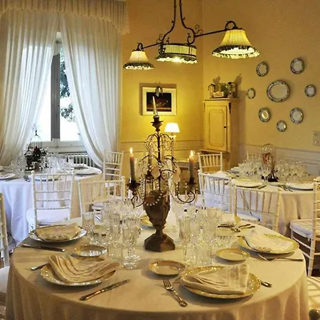 Bed & Breakfast La Moresca Relais De Charme Alto (adults Only) Montecatini Terme
